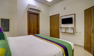 Treebo C1 Taj Nirvana