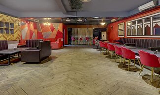 Treebo C1 Taj Nirvana