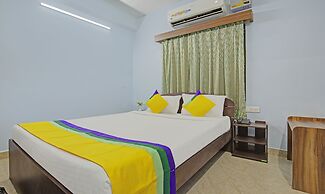 Itsy Hotels Sidhartha Residency