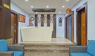 Itsy Hotels Sidhartha Residency