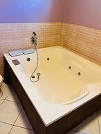 Nature's Luxurious Living