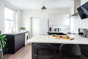 HG Collection - Cardiff City Centre