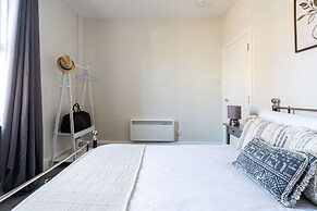 HG Collection - Cardiff City Centre