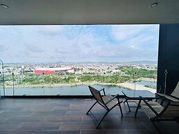 Central 102 Apartments