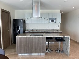 Central 102 Apartments