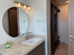 Central 102 Apartments