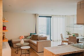 Central 102 Apartments