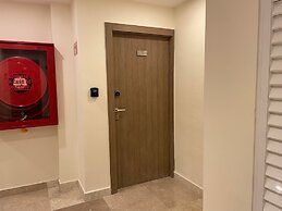 Central 102 Apartments