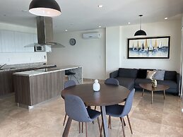 Central 102 Apartments