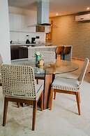 Central 102 Apartments