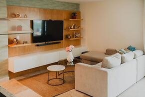 Central 102 Apartments