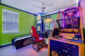 Villatel at Solara Resort - 8BRs