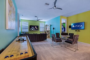 Villatel at Solara Resort - 8BRs