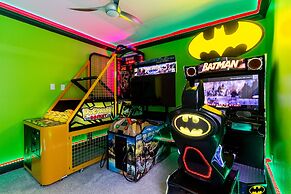 Villatel at Solara Resort - 8BRs