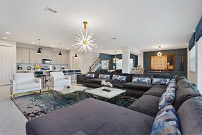 Villatel at Solara Resort - 8BRs