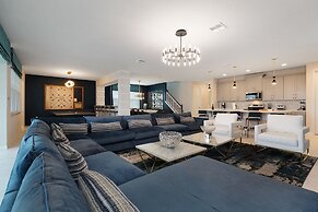 Villatel at Solara Resort - 8BRs