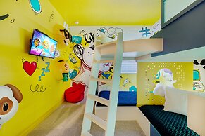 Villatel at Solara Resort - 8BRs