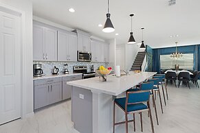 Villatel at Solara Resort - 8BRs