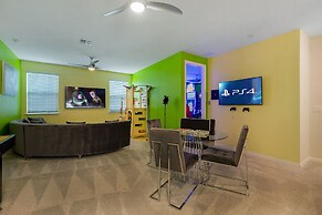 Villatel at Solara Resort - 8BRs