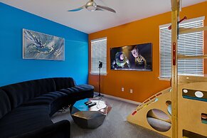 Villatel at Solara Resort - 8BRs