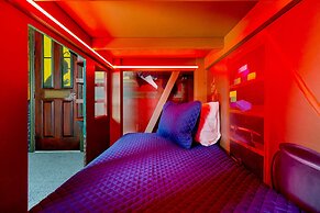 Villatel at Solara Resort - 8BRs