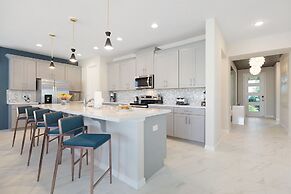 Villatel at Solara Resort - 8BRs