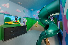 Solterra Resort - Luxury 10 Bedroom Homes