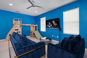 Solterra Resort - Luxury 10 Bedroom Homes