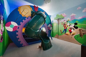 Solterra Resort - Luxury 10 Bedroom Homes