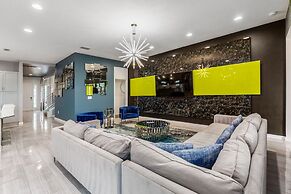 Solterra Resort - Luxury 10 Bedroom Homes