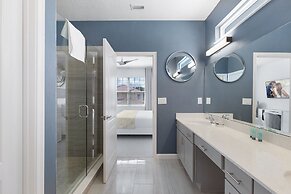 Solterra Resort - Luxury 10 Bedroom Homes