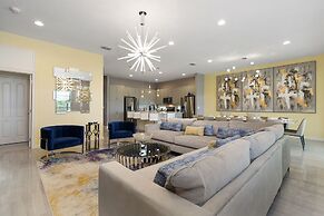 Solterra Resort - Luxury 10 Bedroom Homes