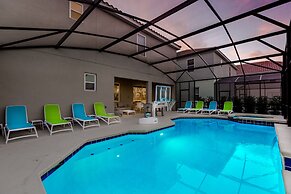 Solterra Resort - Luxury 10 Bedroom Homes