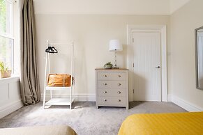 HG Collection - Cardiff City - Sleeps 6