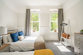 HG Collection - Cardiff City - Sleeps 6
