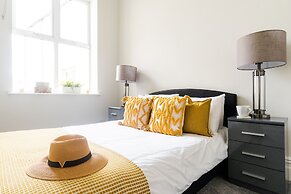 HG Collection - Cardiff City - Sleeps 6