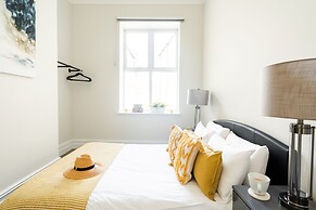 HG Collection - Cardiff City - Sleeps 6