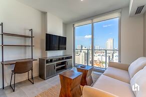 Downtown Miami Condos by Lua Host