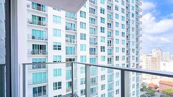 Downtown Miami Condos by Lua Host