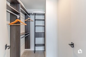 Downtown Miami Condos by Lua Host