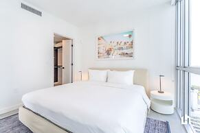 Downtown Miami Condos by Lua Host