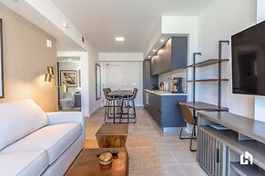 Downtown Miami Condos by Lua Host