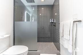 Downtown Miami Condos by Lua Host