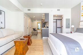 Downtown Miami Condos by Lua Host