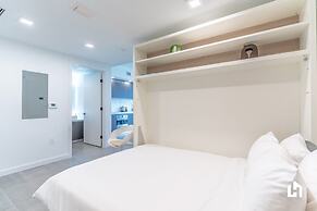 Downtown Miami Condos by Lua Host