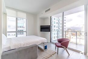Downtown Miami Condos by Lua Host