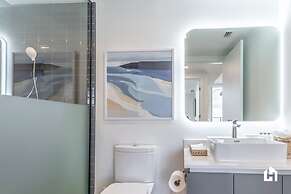 Downtown Miami Condos by Lua Host