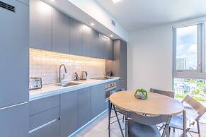Downtown Miami Condos by Lua Host