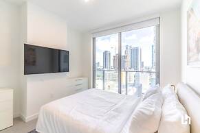 Downtown Miami Condos by Lua Host
