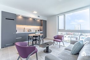Downtown Miami Condos by Lua Host